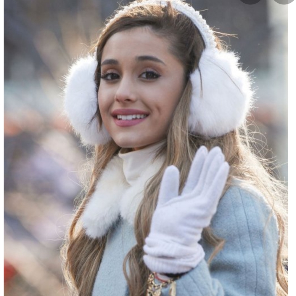 ADRIANA GRANDE Cozy Earmuffs In White